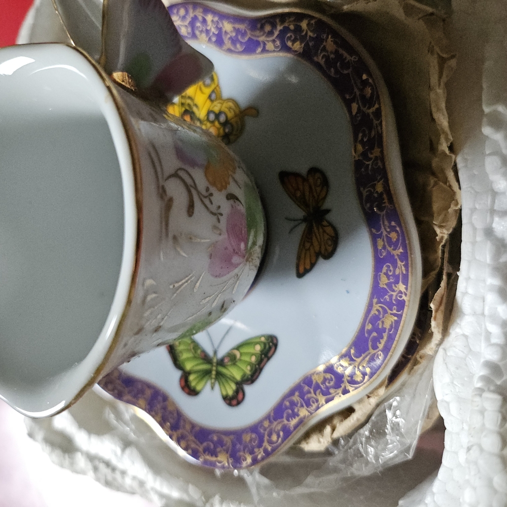 Formalities Butterfly Tea Set - Picture 2 of 4